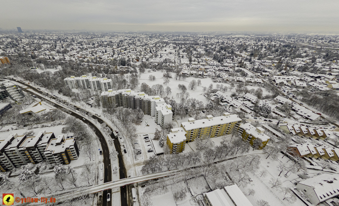 04.12.2021 - Karl-Marx-Ring und Marx-Zentrum in Neuperlach
